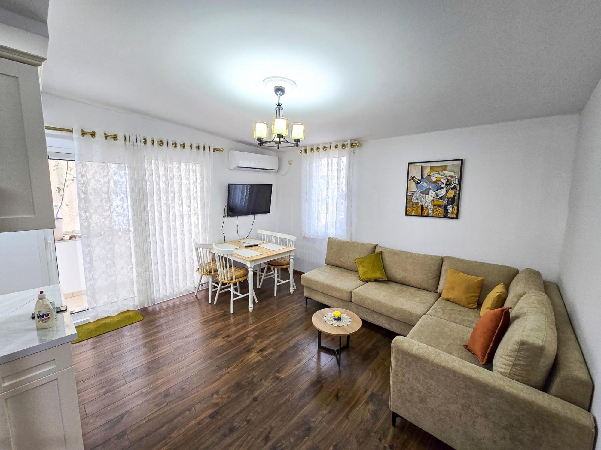 Lake Park 2Br Apartment Tirana Kültér fotó